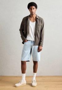 Lindbergh SUPERFLEX  - Jachetă de vară - khaki
