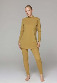 Niet geselecteerd, warm mustard