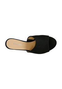 Chaussure noire à bout ouvert, en slide-on, avec une texture lisse et un design minimaliste. Elle présente une large bande avant et une semelle intérieure rembourrée.