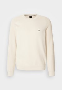 Unselected, open white