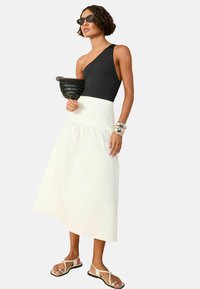 DROPPED WAIST - A-snit nederdel - white
