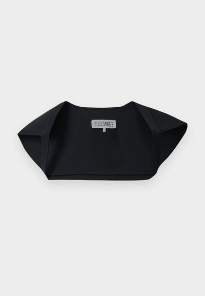 Top negro cropped com mangas curtas e largas. Feito de tecido suave, apresentando uma etiqueta com informações sobre o tamanho e cuidados dentro.