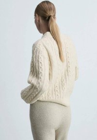 Mango Strickpullover - off-white