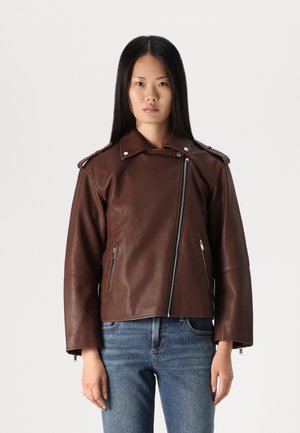 OVERSIZED BIKER JACKET - Keinonahkatakki - brown