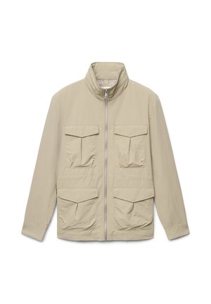 Hellbeige Jacke mit hohem Kragen, Frontreißverschluss und vier großen Taschen. Gefertigt aus einem strukturierten, leichten Stoff.