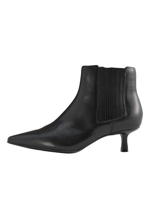 Next, REGULAR FIT - Poolsaapad - black leather