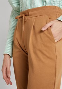 ICHI IHKATE PA2 - Calças de fato de treino - thrush