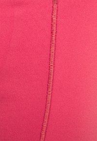 Schiesser HERAUSNEHMBARE PADS - INVISIBLE SOFT - Corpete - red berry