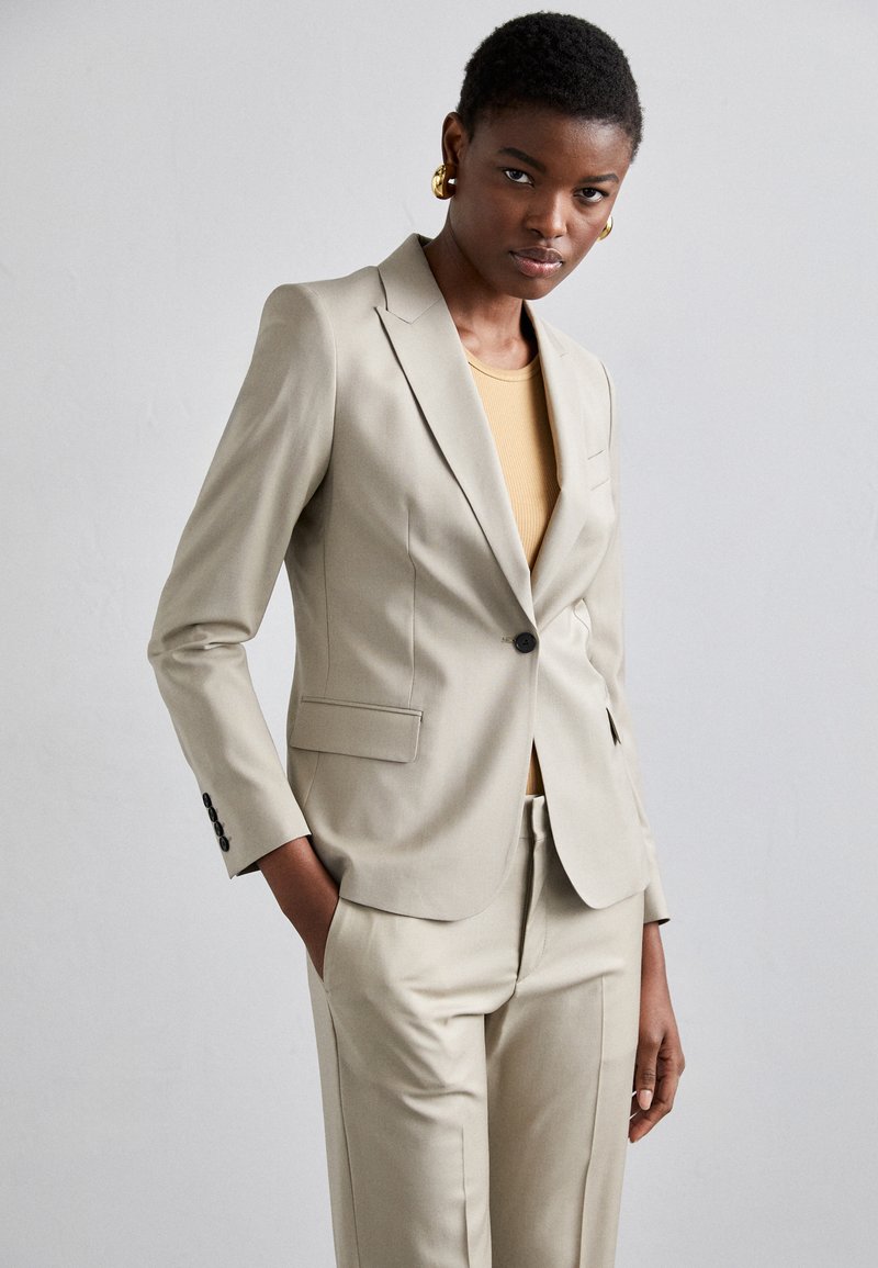 Filippa K - SASHA - Blazer - desert taupe, Agrandir