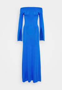 Lång, figurnära blå klänning med axelbandslös halsringning, långa ärmar med sprund på sidorna och en mjuk, elastisk textur.