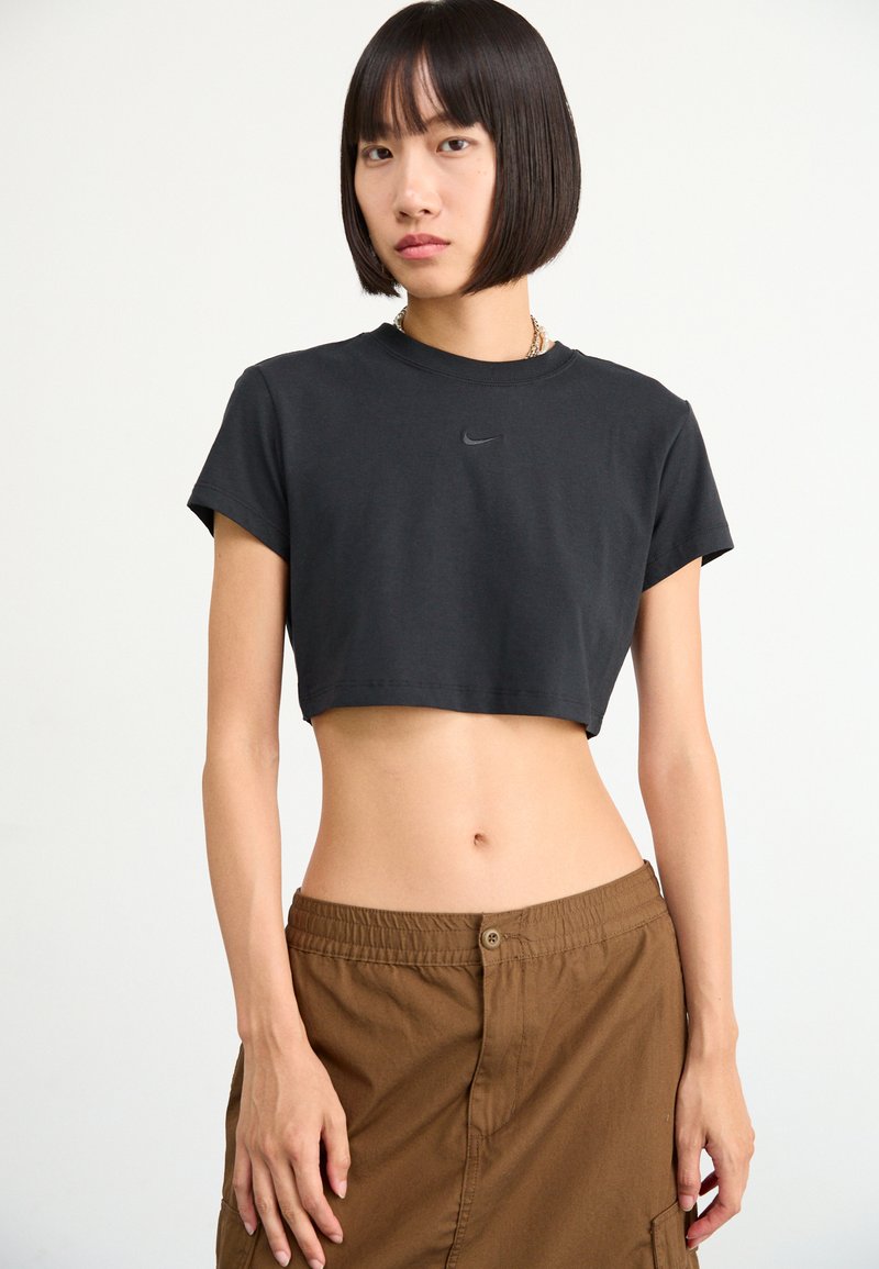 Nike Sportswear Camiseta básica - black