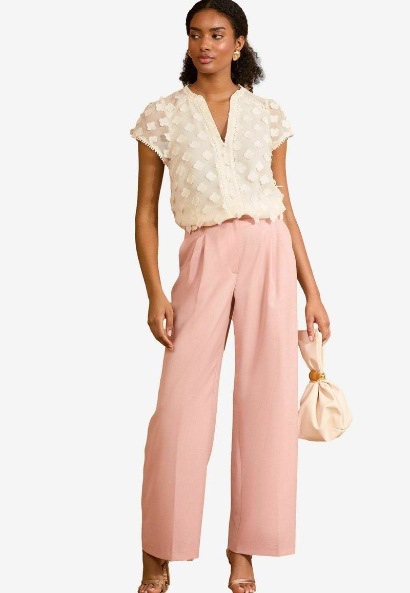 Love & Roses - Pusero - white ecru, Suurenna