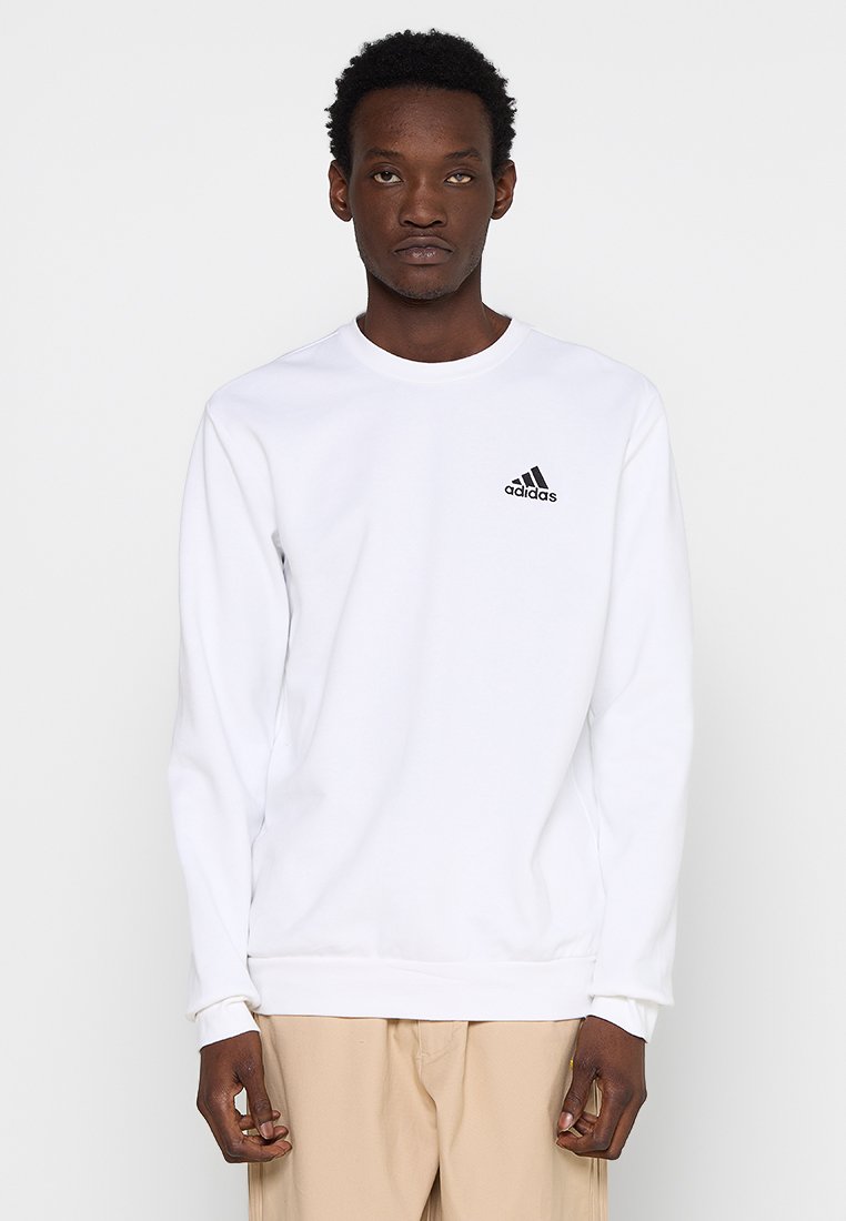 adidas Sportswear FEEL COZY ESSENTIALS FLEECE Sudadera white