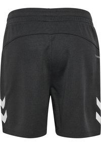 Sorte sportsshorts med elastisk linning, struktureret stof og hvide Chevron-striber på begge sider.