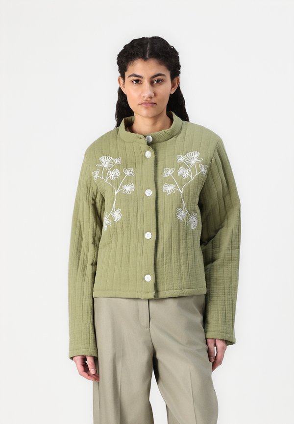 ONLAURA LIGHT QUILTED JACKET - Light jacket - sage