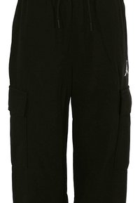 Schwarze Cargo-Hosen mit elastischem Bund, Kordelzug und Seitentaschen; mit einem weißen Logo auf dem rechten Bein. Weicher, strukturierter Stoff.