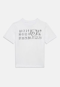 Δεν επιλέχθηκε, white