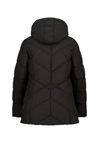 Zwarte pufferjack met capuchon, voorzien van chevronstiksels, een relaxte pasvorm en textuurstof. Geen zichtbare hardware of accenten.