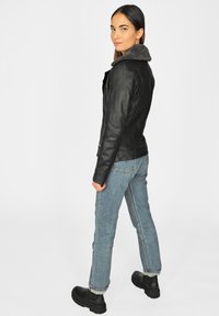 Mustang WEICHEM KRAGEN  - Leren jas - black