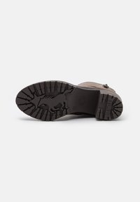 Mustang Botines con plataforma - brown