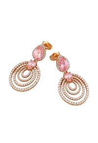Orecchini in oro rosa con due gemme ovali rosa e molteplici accenti circolari concentrici decorati con rhinestone trasparenti.