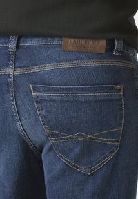 Thumbnail Image 6