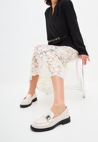 Cesare Gaspari Instappers - white