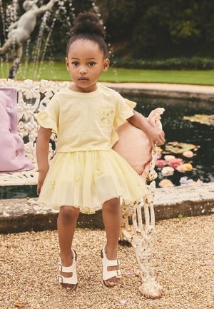 Next, REGULAR FIT-EMBROIDERED SET - Pliceret nederdel /Nederdele med folder - yellow