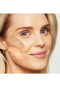 bareMinerals ORIGINAL LIQUID MINERAL FOUNDATION - Foundation - soft medium