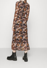 Freequent Vardagsklänning - brown