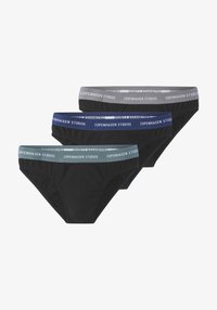 Kijelölve, 3x schw/kont