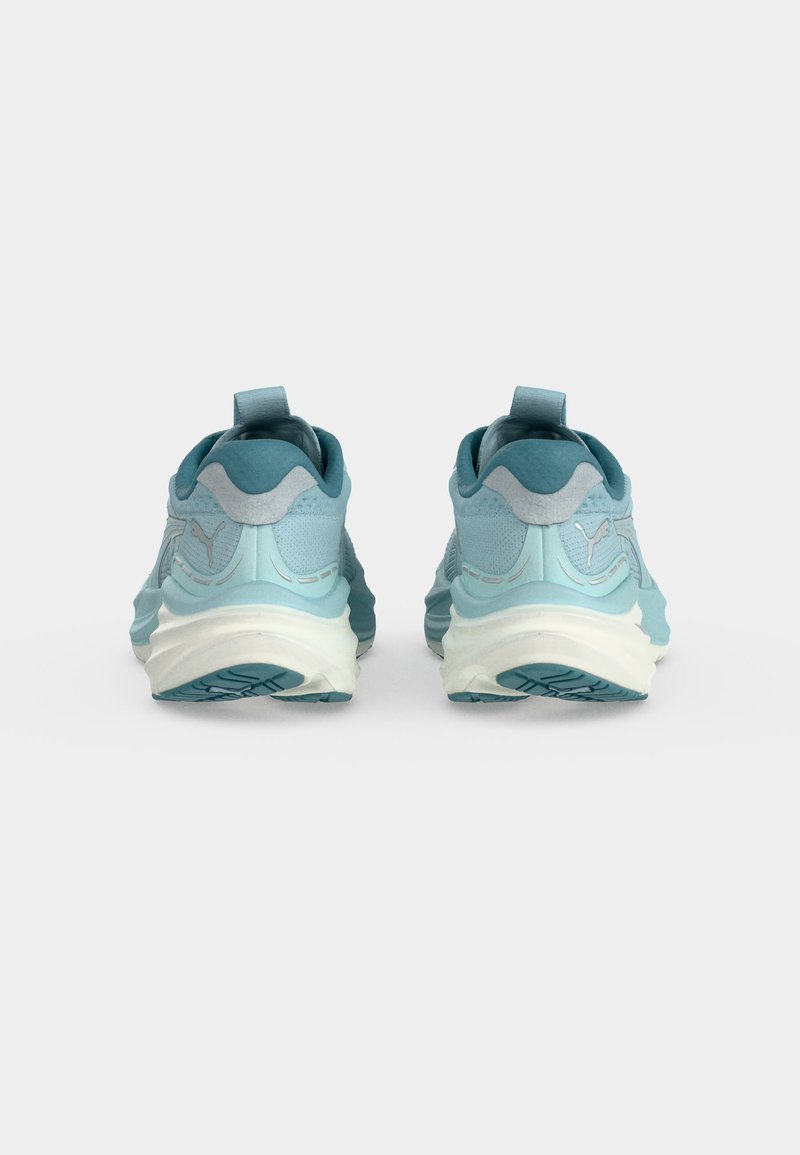 Puma MAGNIFY NITRO 3 - Silniční běžecké boty - fresh water/baltic sea blue