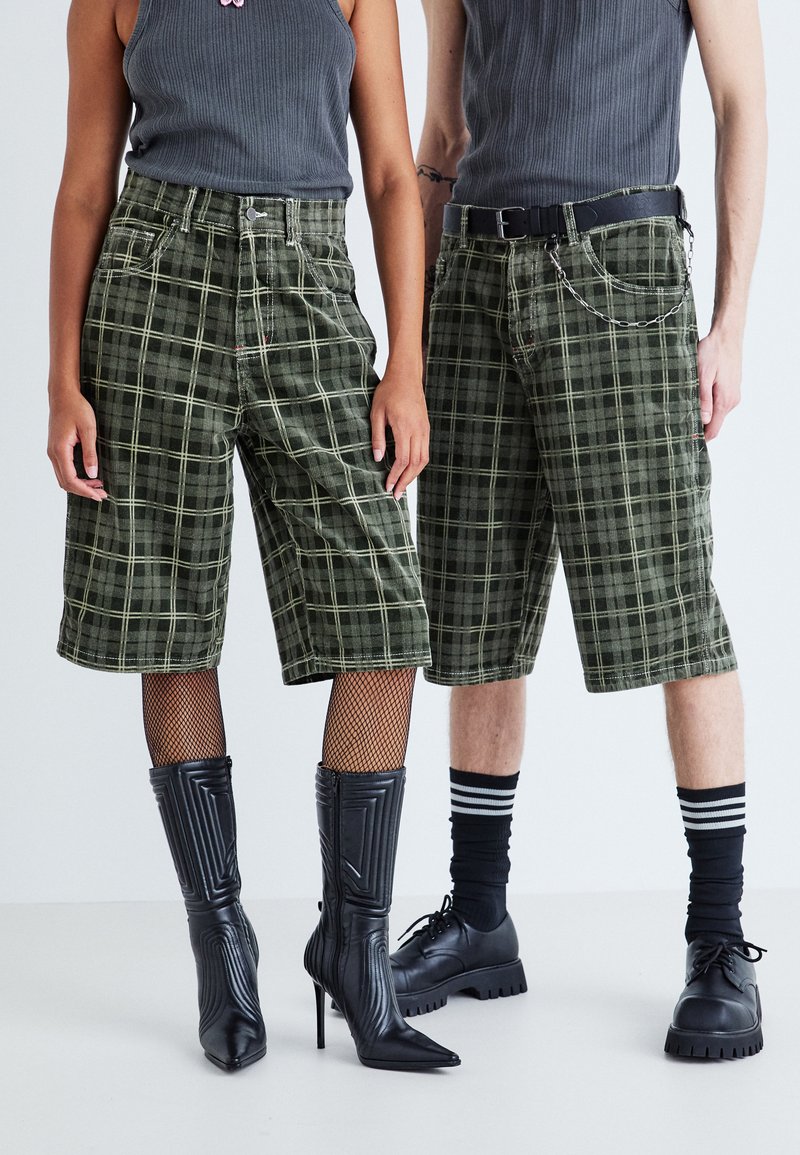 Jaded London - BROOKLYN JUMBO JORTS UNISEX - Shorts - green check, Forstørre