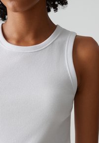OPUS SLIM FIT RIB - Top - white