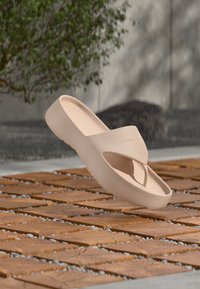 Επιλέχθηκε, whisper pink