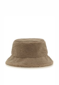 Brązowy kapelusz typu bucket z szerokim, luźnym rondem i miękką, fakturowaną powierzchnią. Posiada zaokrąglony wierzch i puszyste wykończenie na całej powierzchni.