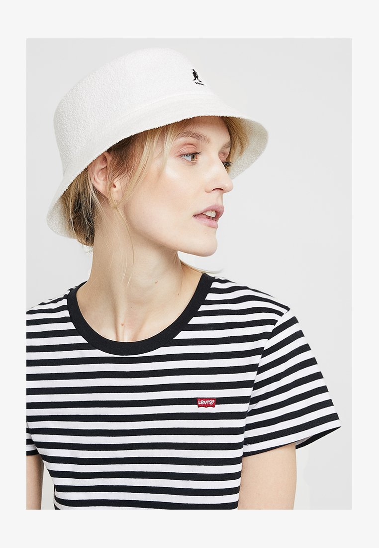 Kangol Cappello Uomo – Colore Bianco (Blanc) – Taglia XL – Chiusura Elastica