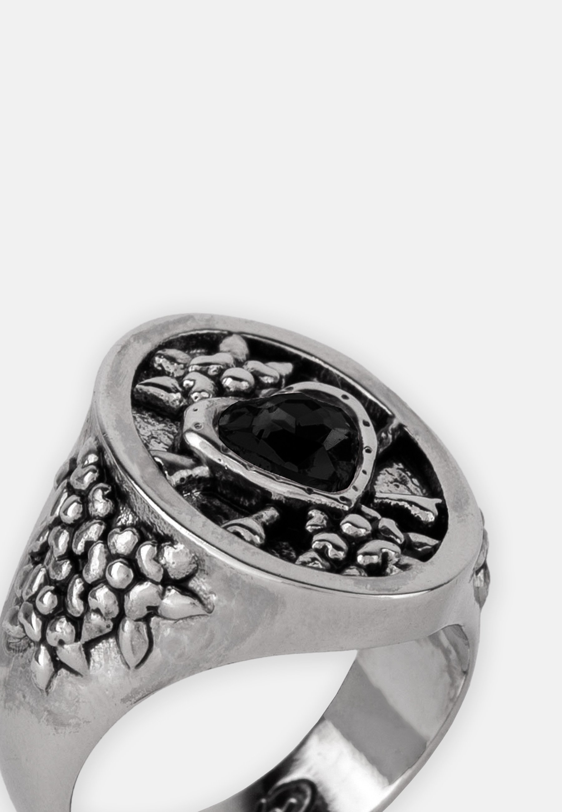 Ed Hardy LOVE KILLS SLOWLY MINI HEART SIGNET RING - Ring