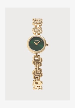 Goldfarbene Armbanduhr mit grünem rundem Zifferblatt, goldenen Zeigern und Gliederarmband, mit BOSS-Logo auf dem Zifferblatt.