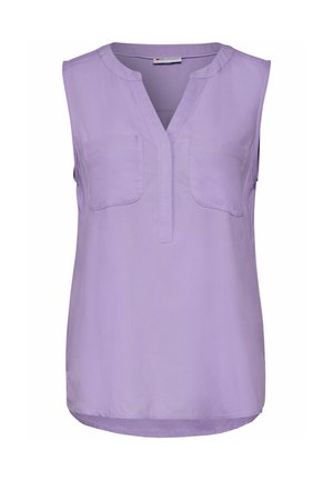 Mouwloze paarse blouse met een V-hals, twee voorzakken en een rechte zoom. Gemaakt van een soepele stof met een lichte, luchtige textuur.