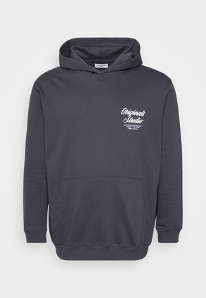 Navy plava pamučna majica s kapuljačom, s prednjim džepom, elastičnim manšetama, kapuljačom sa špagom i bijelim logotipom na lijevoj strani prsnog dijela.