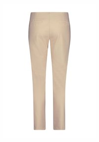 Beżowe dopasowane spodnie o slim fit, z tylnymi kieszeniami i gładką teksturą, o prostym kroju nogawki.