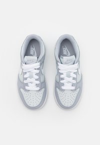 Nike Sportswear NIKE DUNK LOW (PS) - Sneakers - pure platinum/white/wolf grey