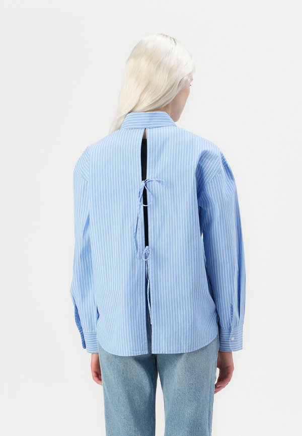 OVERSIZED TIE BACK SHIRT - Button-down blouse