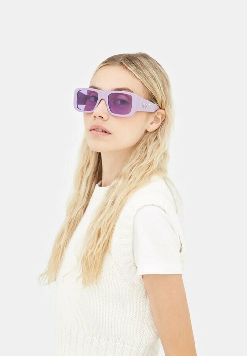 RETROSUPERFUTURE Sluneční brýle - lilla