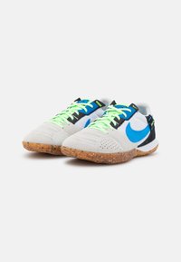 Nike Performance STREETGATO - Sapatilha de treino - white/light photo blue/black/lime glow