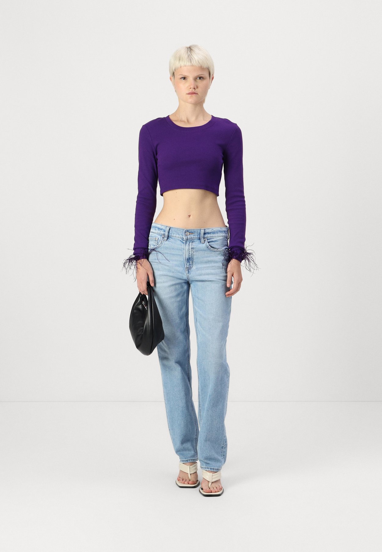 ONLFEATHER CROPPED TOP