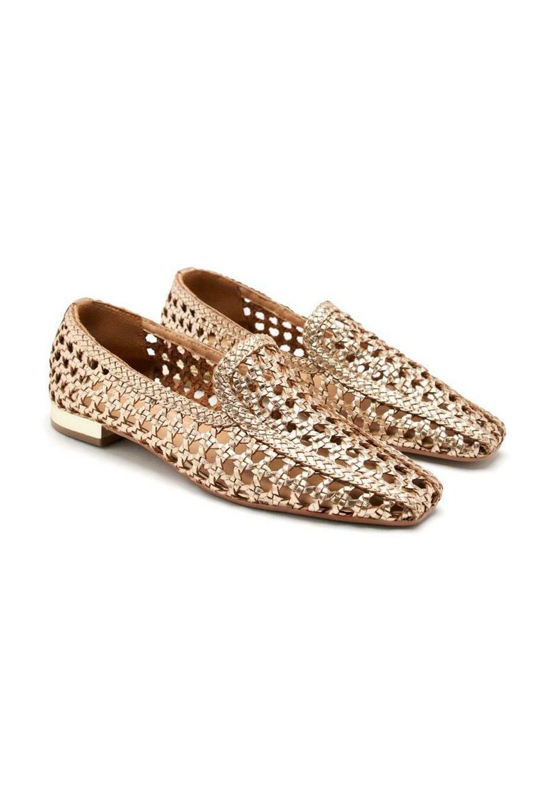 Basket espadrille nude Samobor par Gioseppo | Tête de Mule Basket espadrille nude Samobor par Gioseppo | Tête de Mule