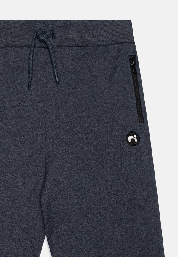 NKMVIMO - Tracksuit bottoms - dark sapphire3