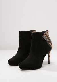 Tamaris Bottines à talons hauts - black